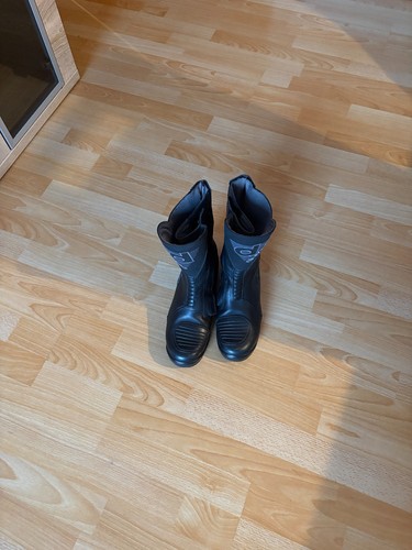 Verkaufe motorradstiefel - verkaufe,
