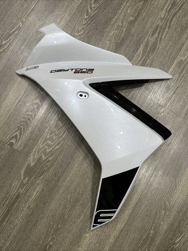 Oem triumph daytona 660 - triumph,